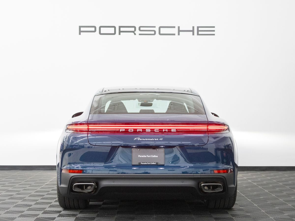 2026 Porsche Panamera 4