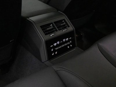 2026 Porsche Panamera 4