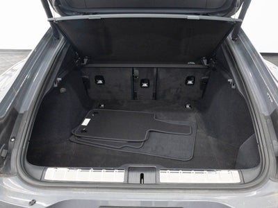 2025 Porsche Panamera 4