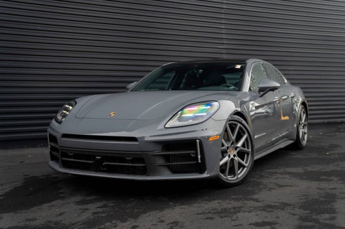 2025 Porsche Panamera 4