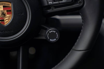 2025 Porsche Panamera 4