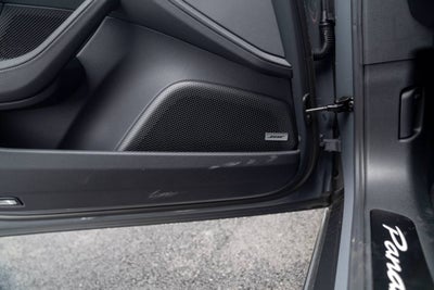 2025 Porsche Panamera 4