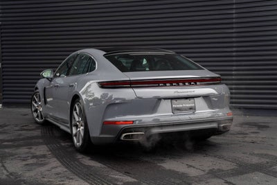 2025 Porsche Panamera 4