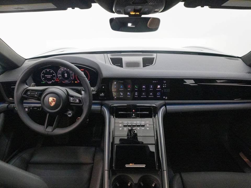 2025 Porsche Panamera Panamera 4