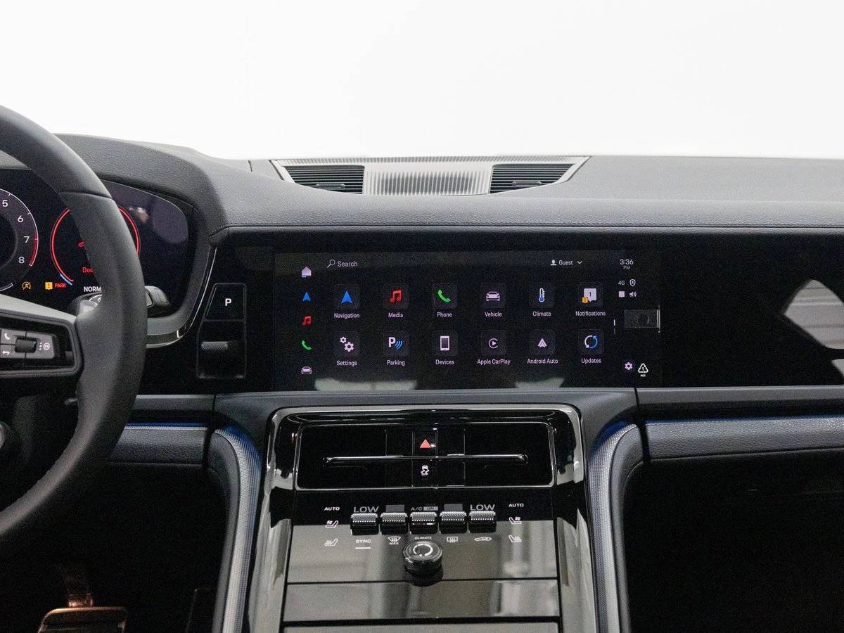 2025 Porsche Panamera Panamera 4