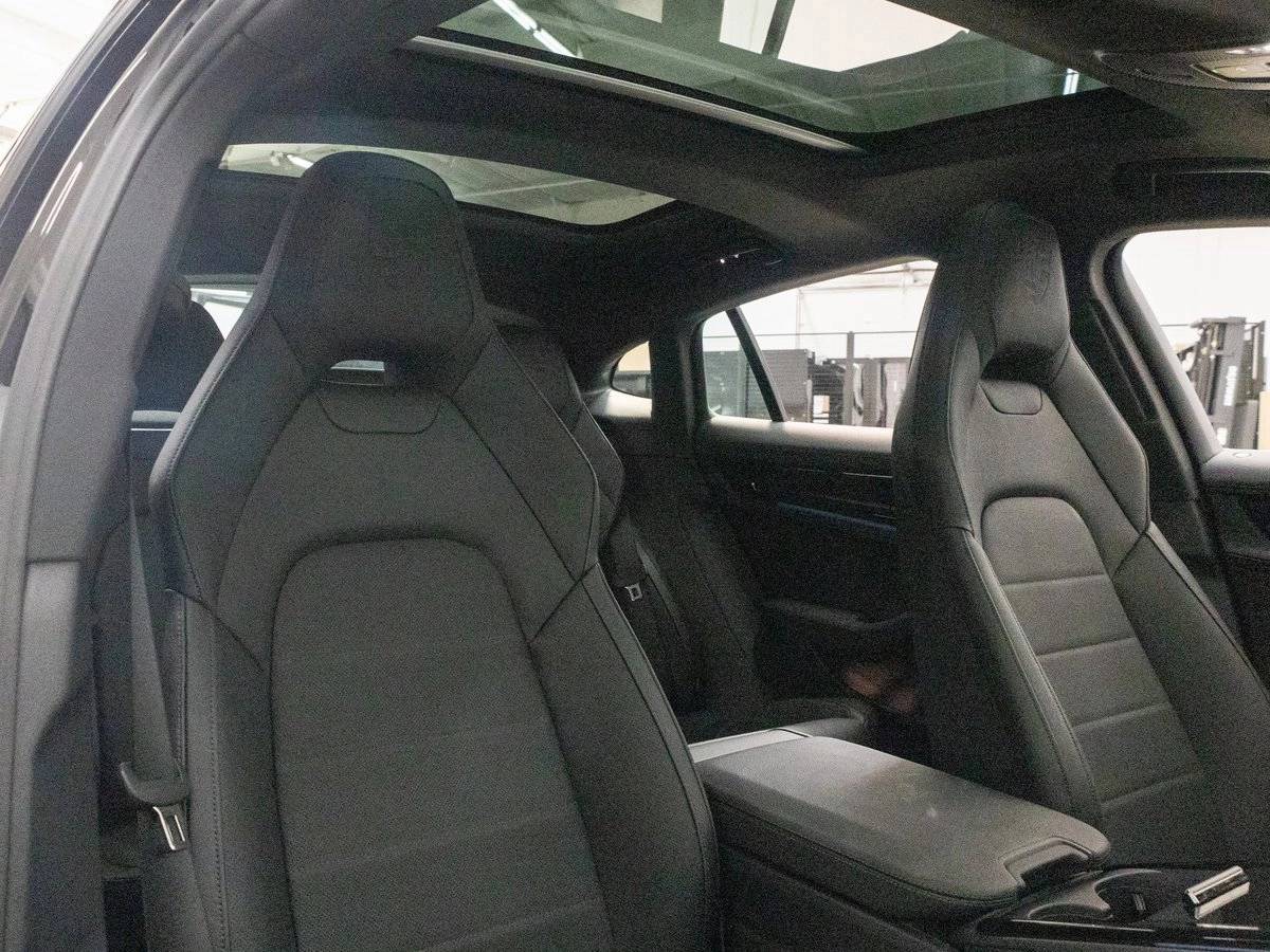 2025 Porsche Panamera Panamera 4