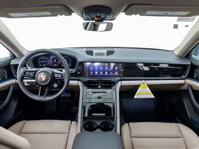 2026 Porsche Panamera 4