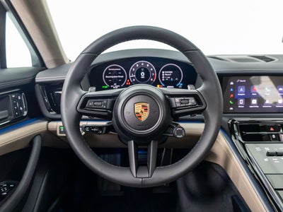 2026 Porsche Panamera 4