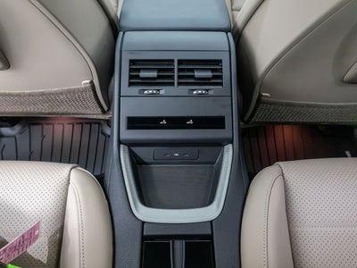 2026 Porsche Panamera 4