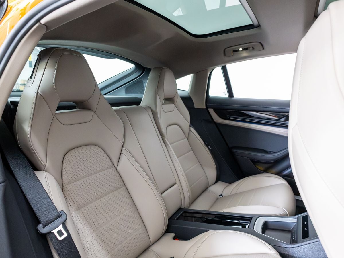 2026 Porsche Panamera 4
