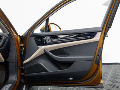 2026 Porsche Panamera 4