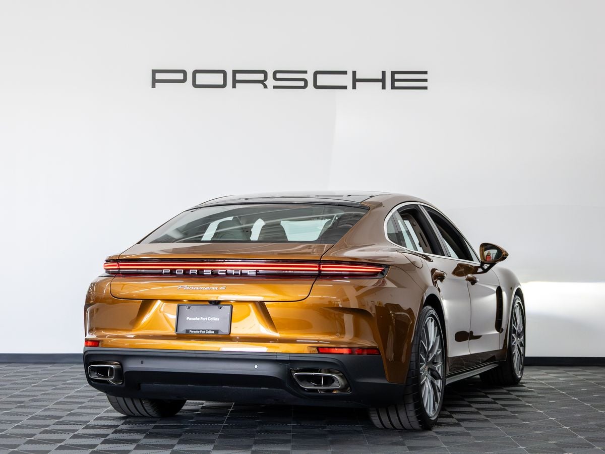 2026 Porsche Panamera 4