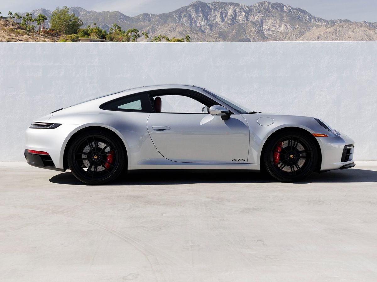2024 Porsche 911 Carrera GTS