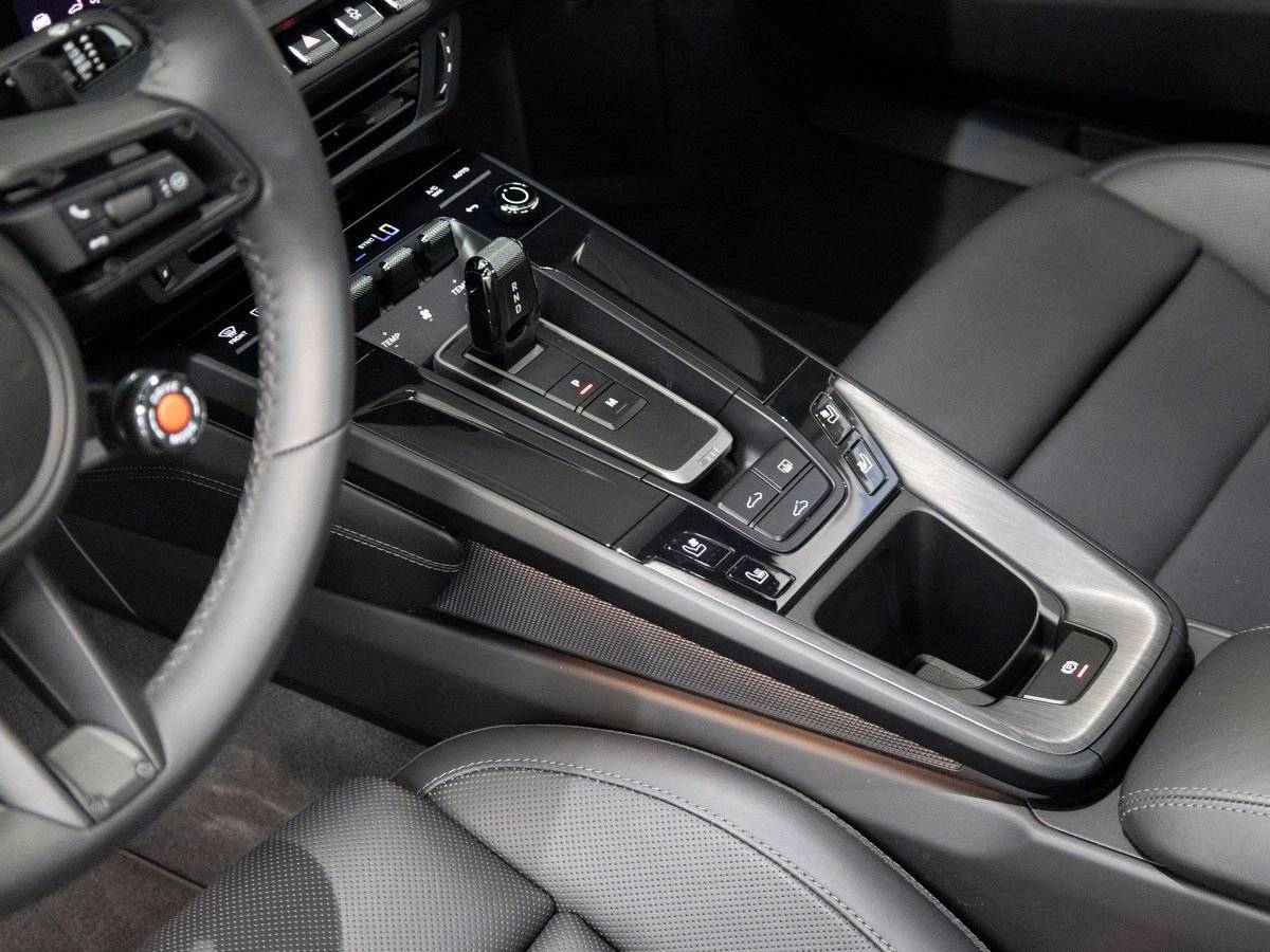 2025 Porsche 911 Carrera GTS