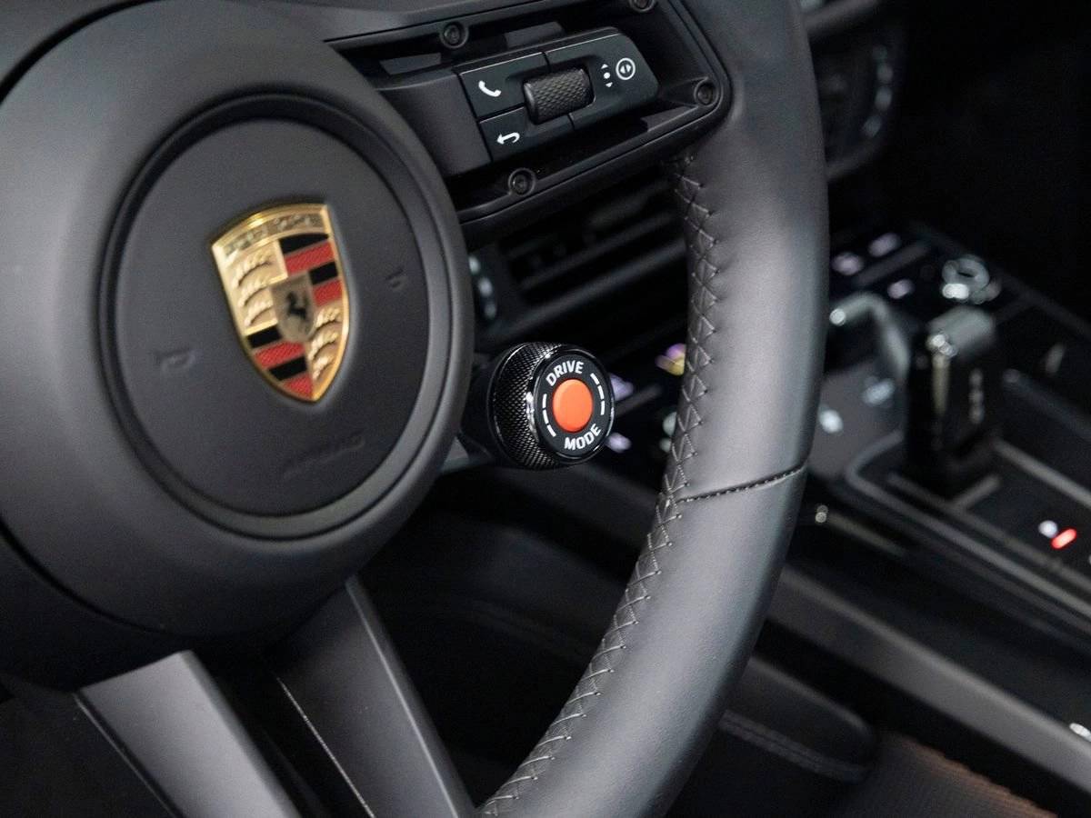 2025 Porsche 911 Carrera GTS