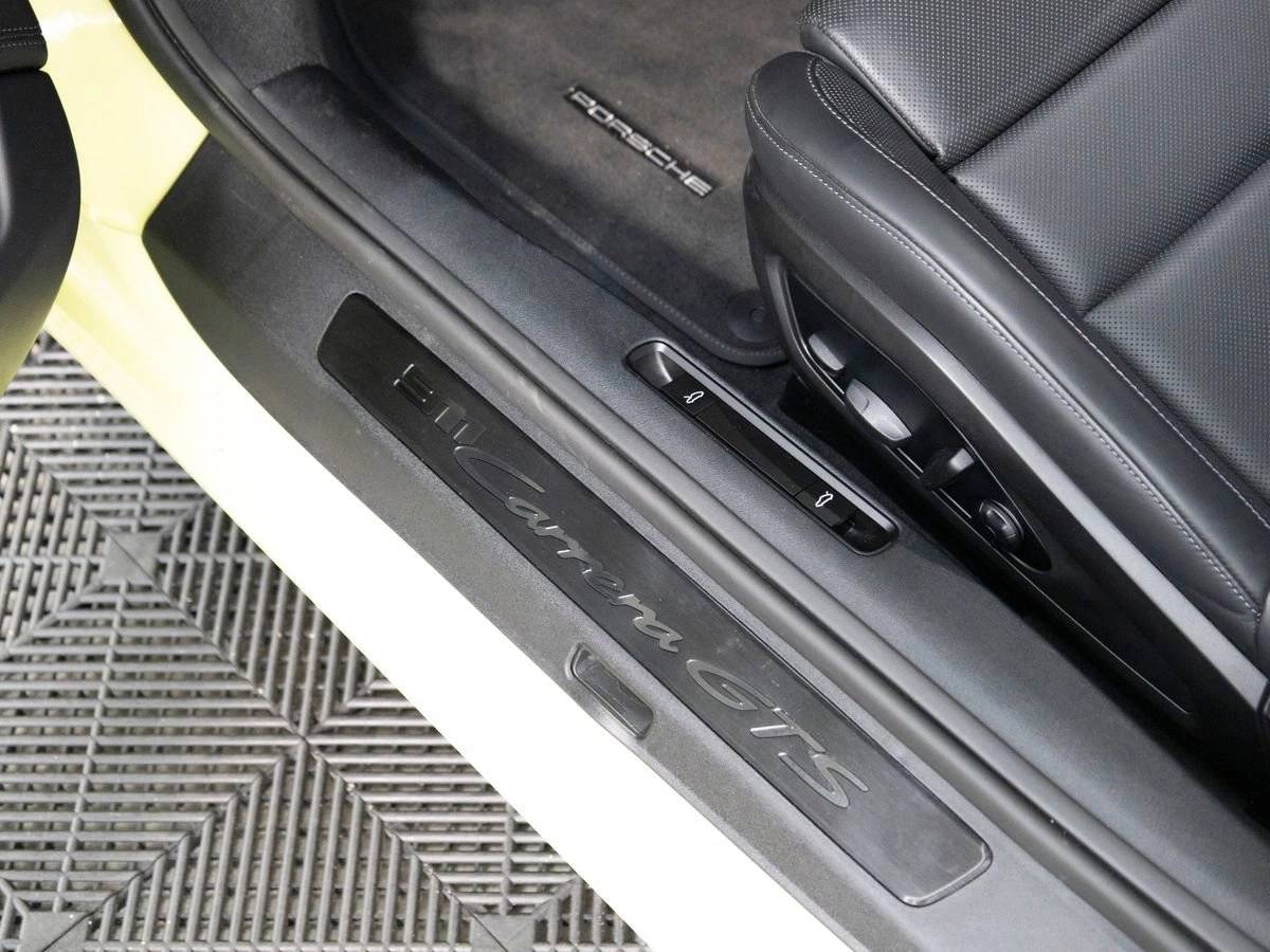 2025 Porsche 911 Carrera GTS