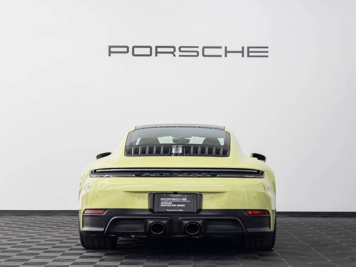 2025 Porsche 911 Carrera GTS