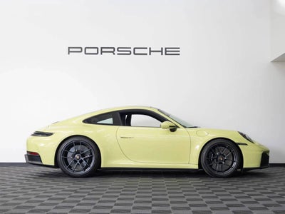 2025 Porsche 911 Carrera GTS