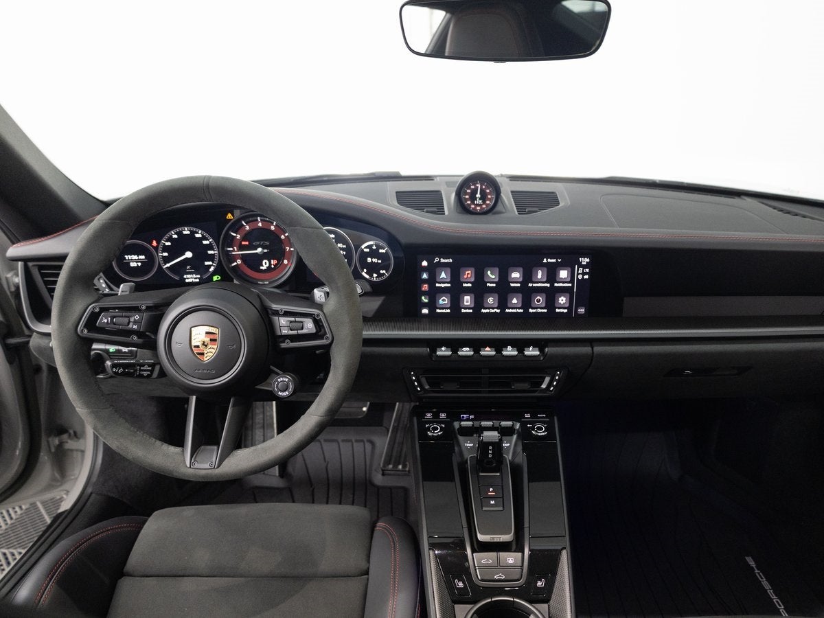 2023 Porsche 911 Carrera GTS