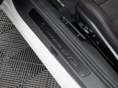 2023 Porsche 911 Carrera GTS
