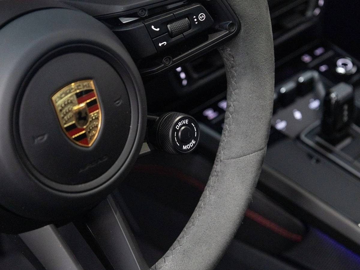 2023 Porsche 911 Carrera GTS