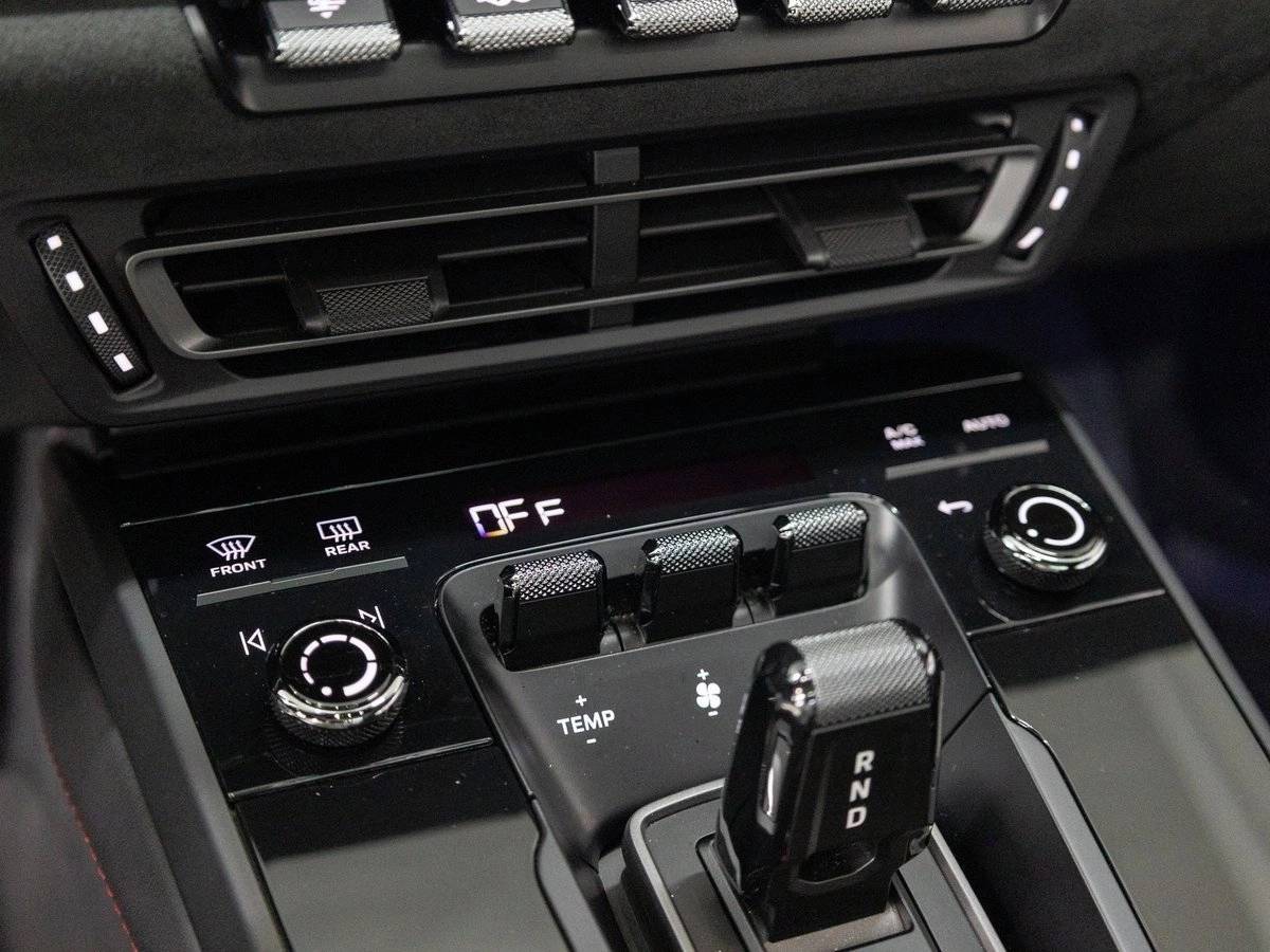 2023 Porsche 911 Carrera GTS