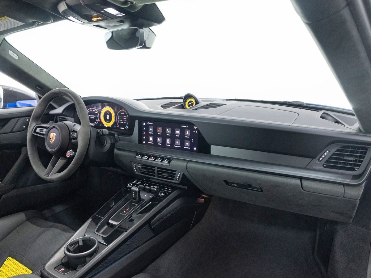 2025 Porsche 911 Carrera GTS