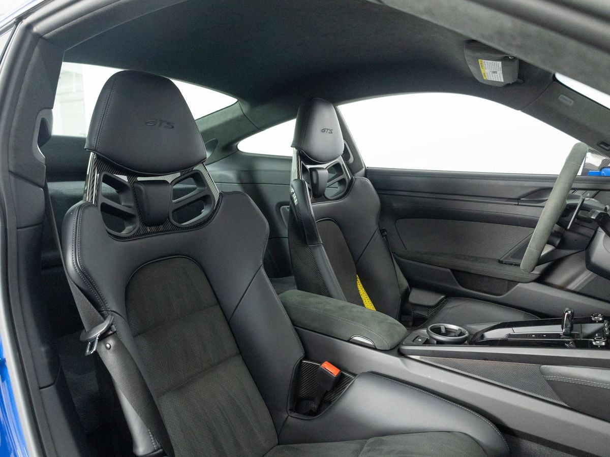 2025 Porsche 911 Carrera GTS