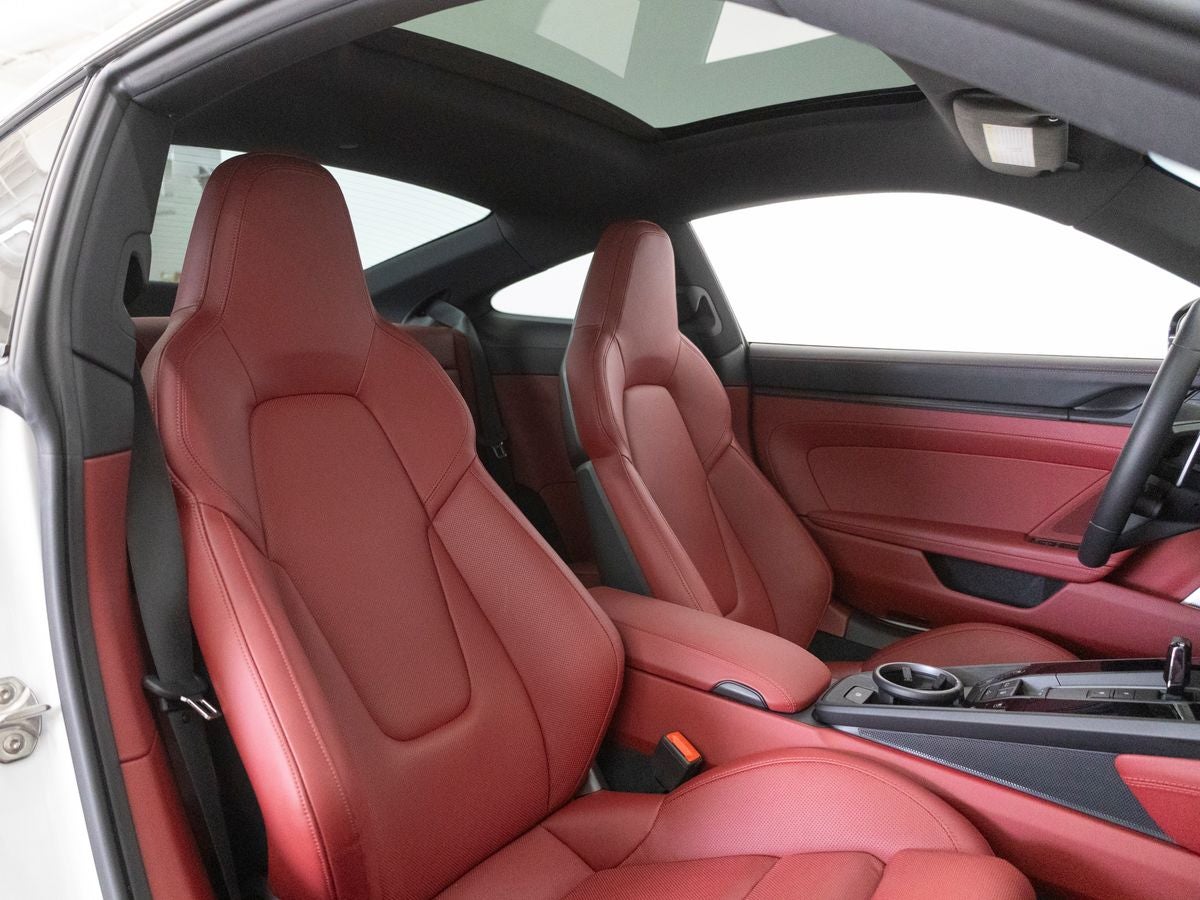 2022 Porsche 911 Carrera GTS