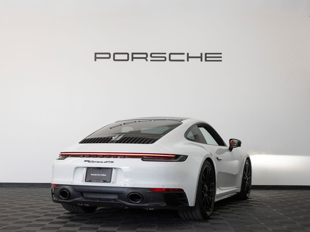 2022 Porsche 911 Carrera GTS