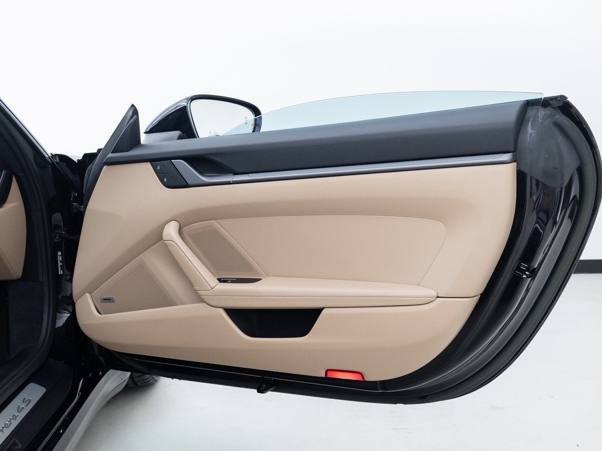 2022 Porsche 911 Carrera 4S