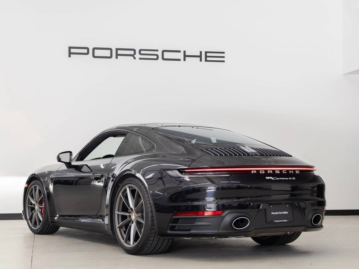 2022 Porsche 911 Carrera 4S