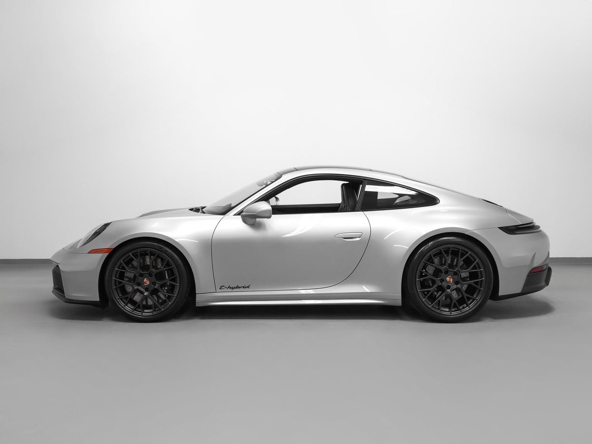 2026 Porsche 911 Carrera GTS