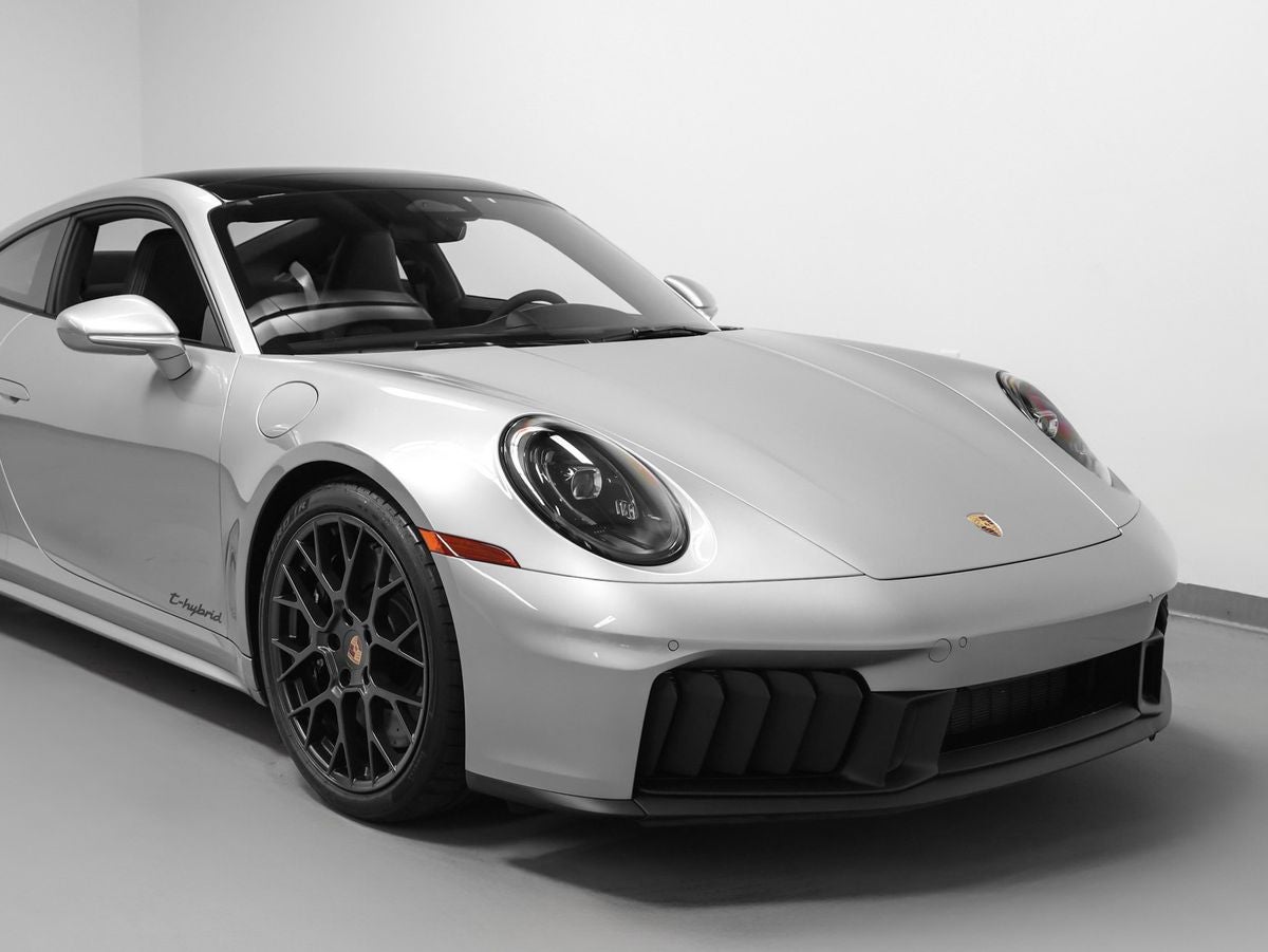2026 Porsche 911 Carrera GTS