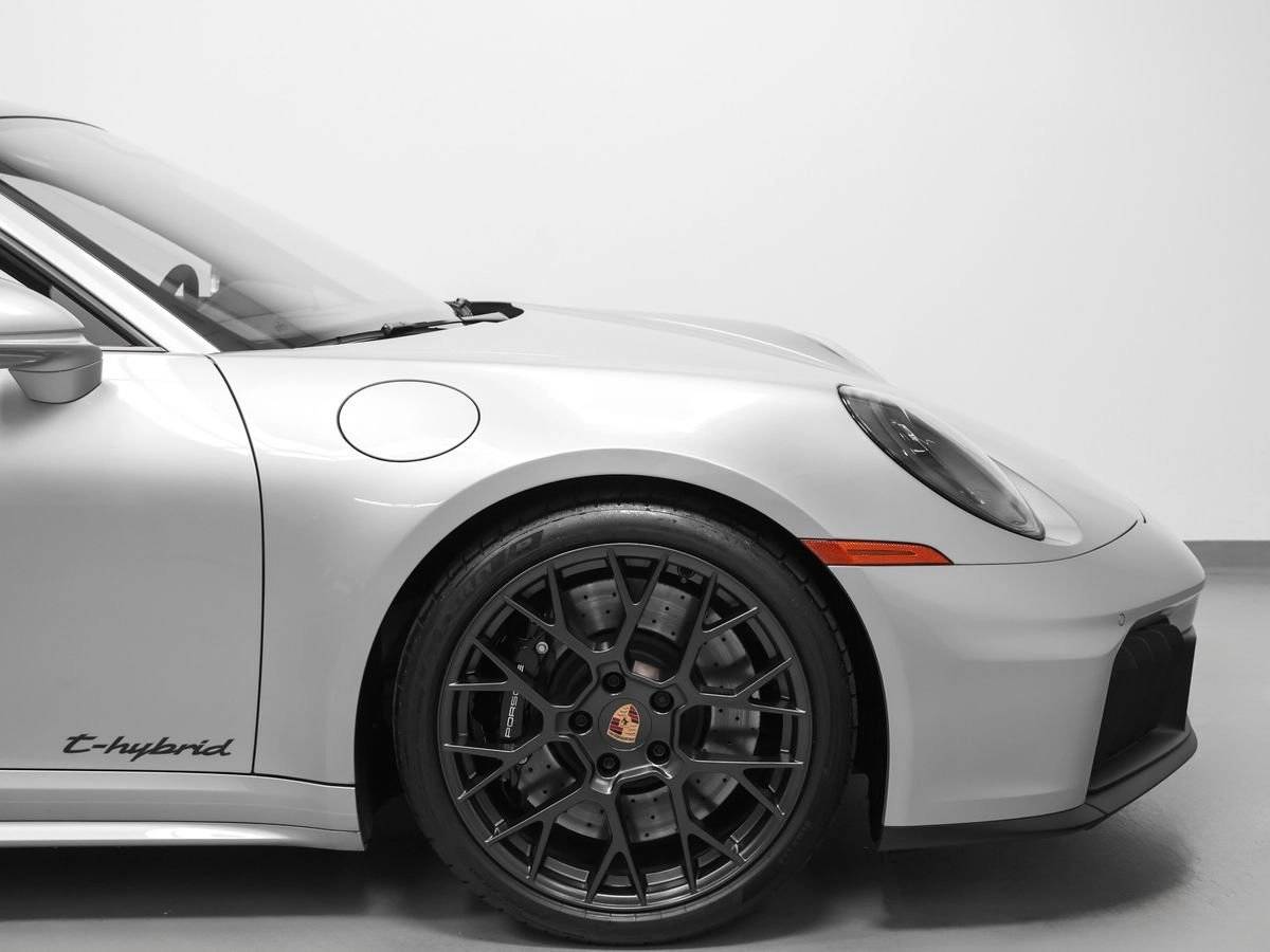 2026 Porsche 911 911 Carrera GTS