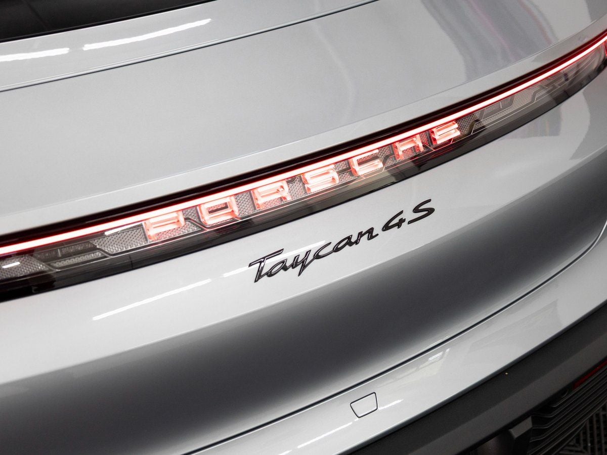 2025 Porsche Taycan 4S