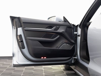 2025 Porsche Taycan 4S