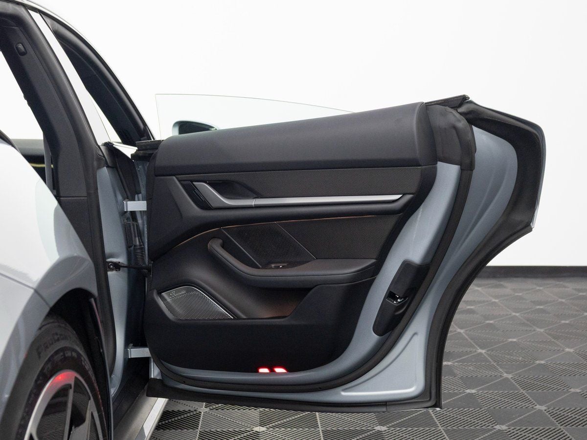 2025 Porsche Taycan 4S
