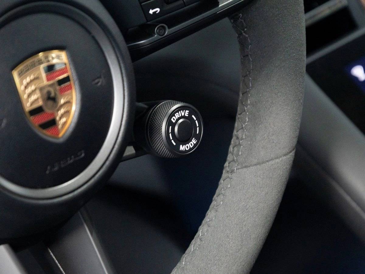 2025 Porsche Taycan 4S