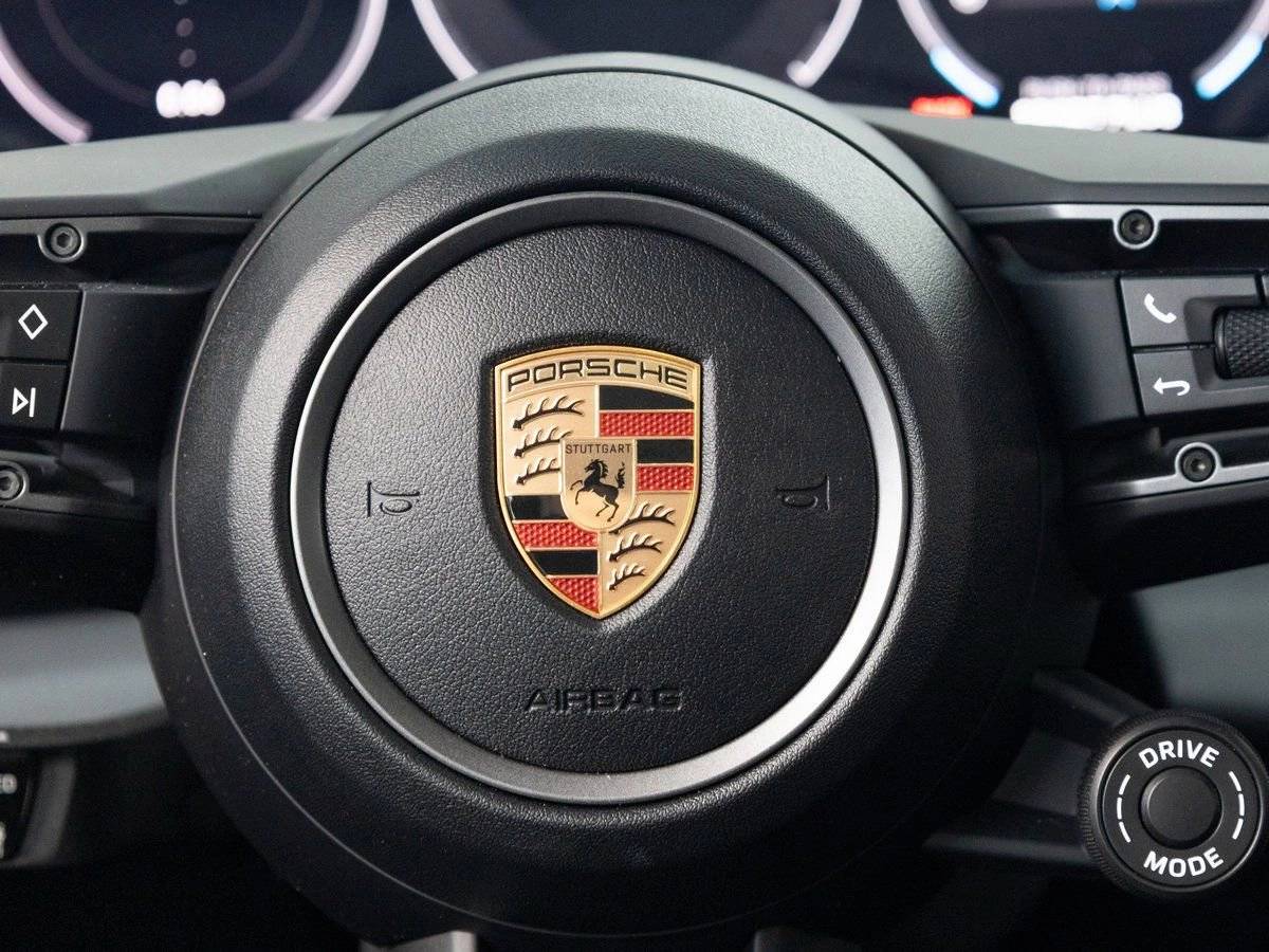 2025 Porsche Taycan 4S