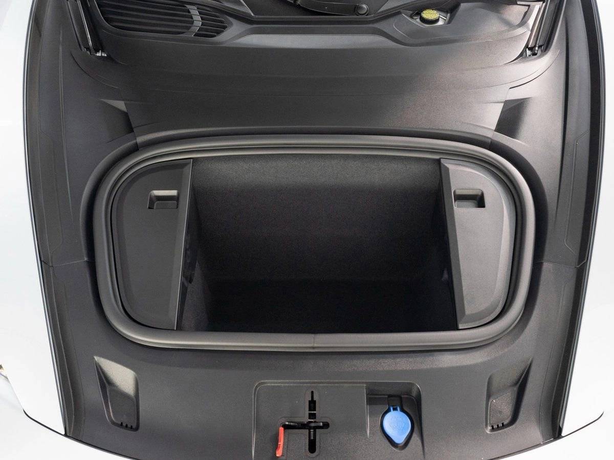 2025 Porsche Taycan 4S