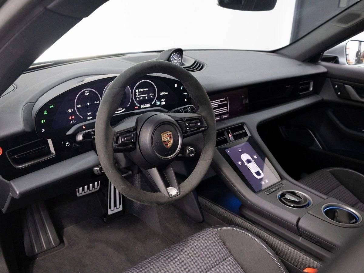 2025 Porsche Taycan 4S