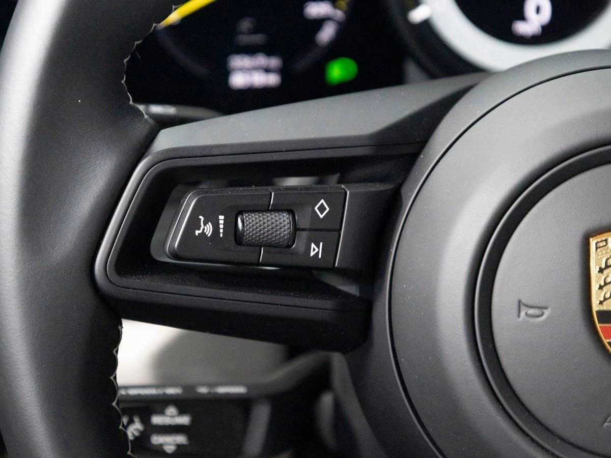 2023 Porsche 911 GT3 with Touring Package