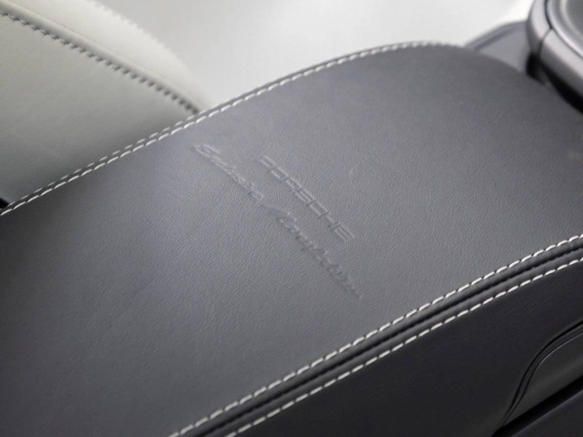 2023 Porsche 911 GT3 with Touring Package