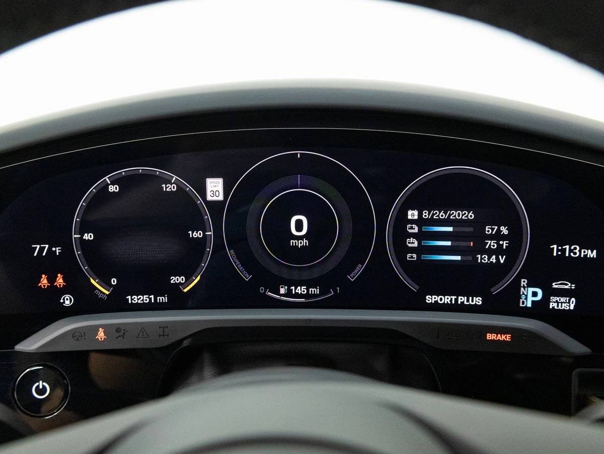 2022 Porsche Taycan Taycan Turbo S