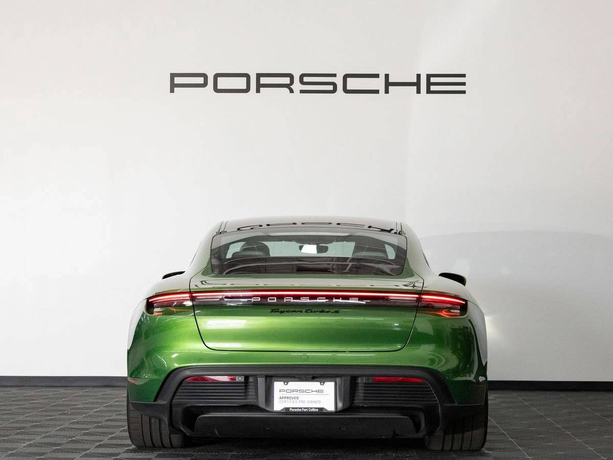 2022 Porsche Taycan Taycan Turbo S