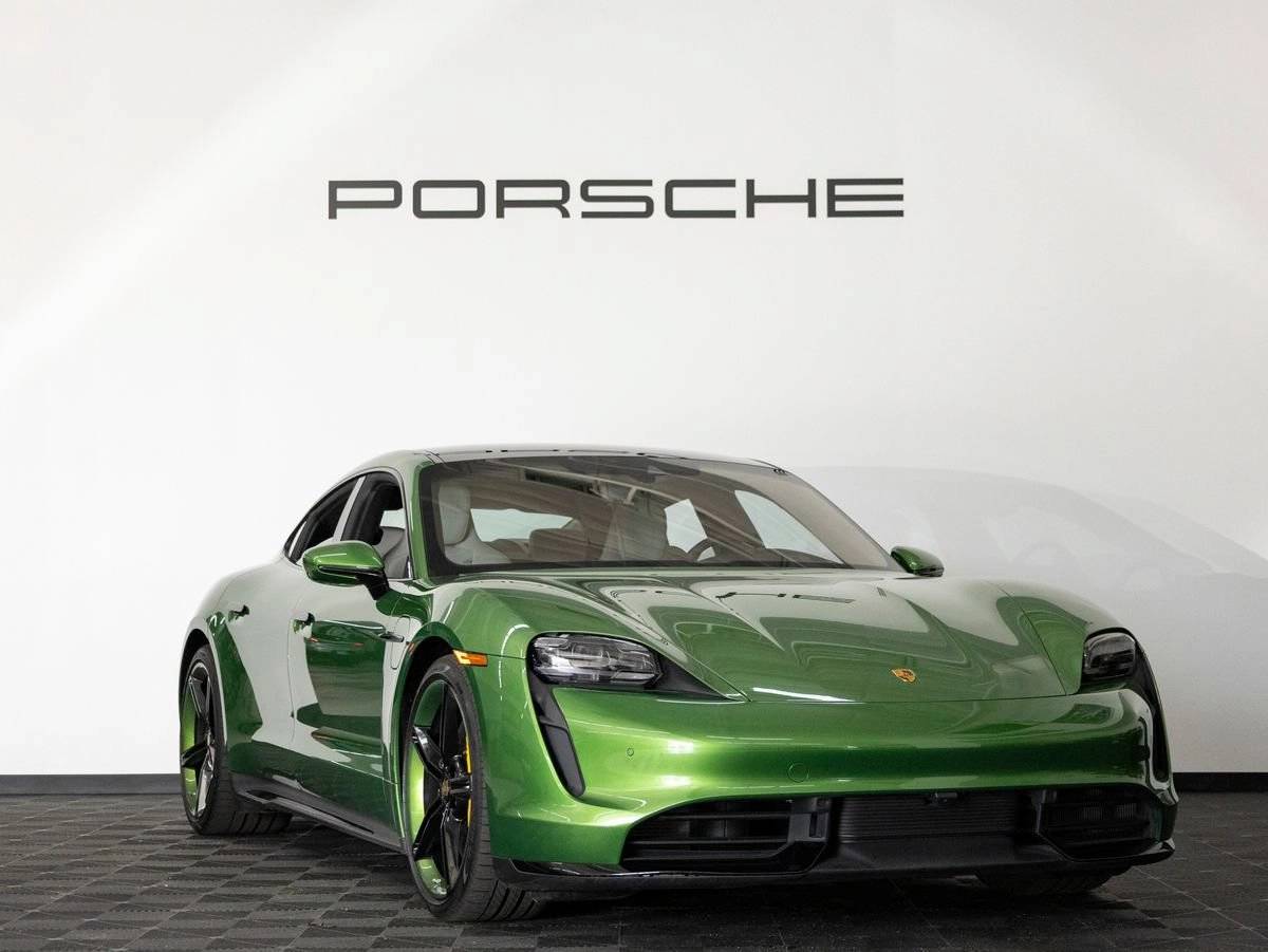 2022 Porsche Taycan Taycan Turbo S