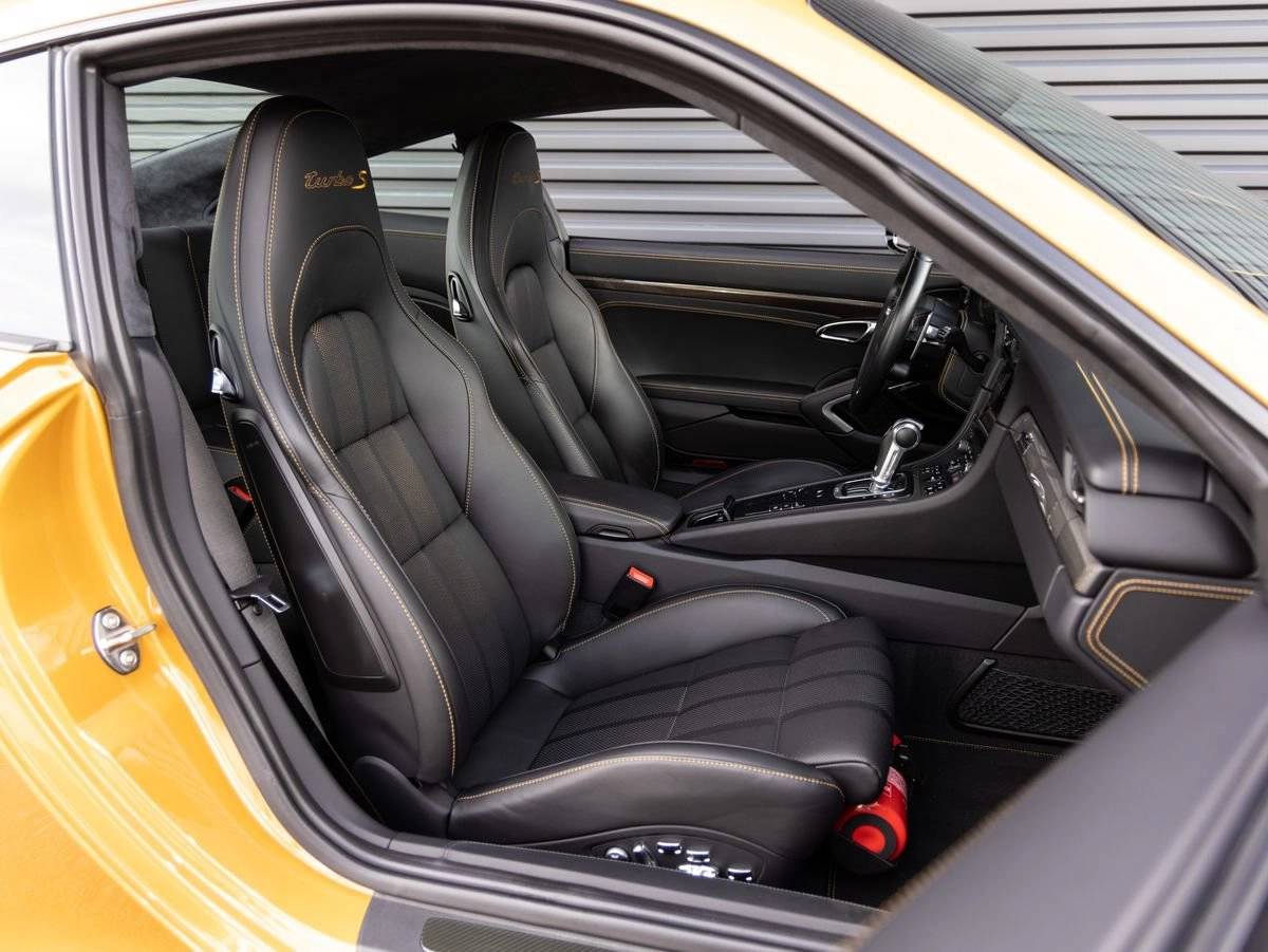 2018 Porsche 911 911 Turbo S Exclusive Series