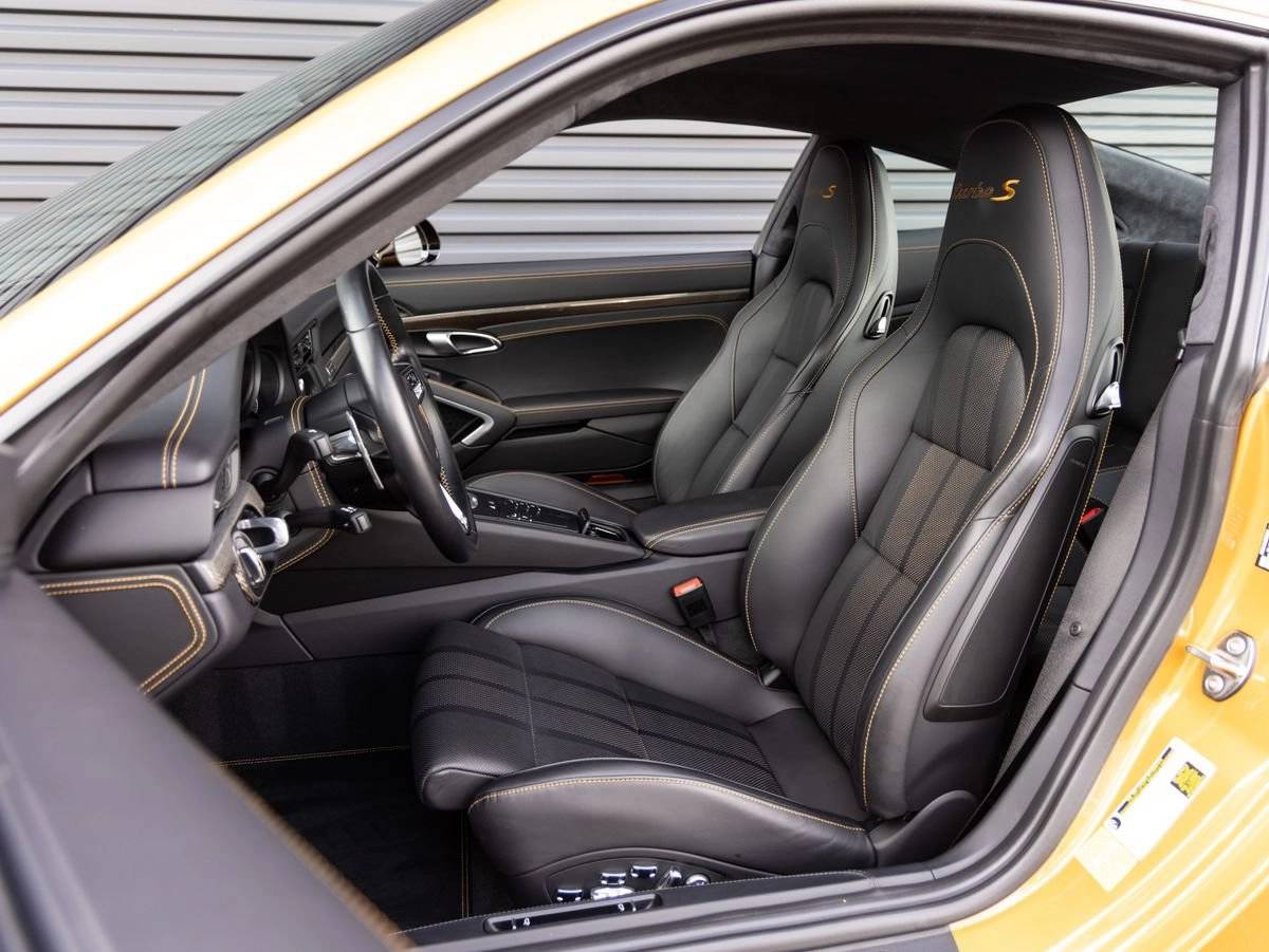 2018 Porsche 911 911 Turbo S Exclusive Series