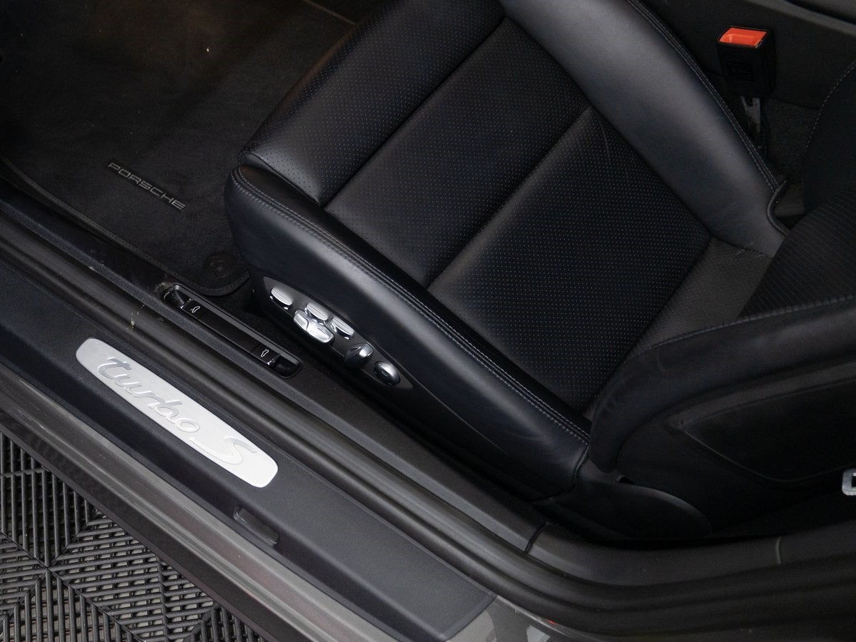 2014 Porsche 911 Turbo S